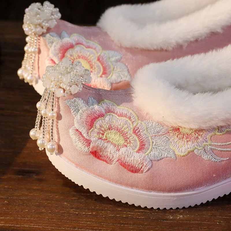 ไซส์ใหญ่พิเศษสำหรับผู้หญิง 41  - Winter Cloth บทวิจารณ์และราคา