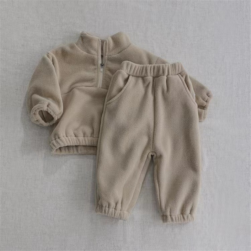 เด็กขนแกะชุดฤดูหนาว Plus กํามะ - Winter Clothing Activity บทวิจารณ์และราคา